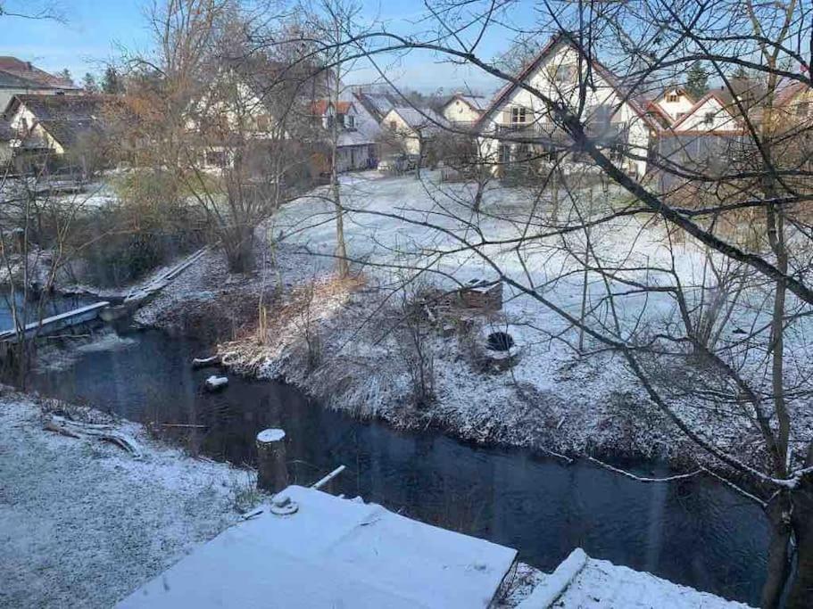 Apartment Amidst Nature-Riverdale, North Of Munich Fahrenzhausen Exteriör bild